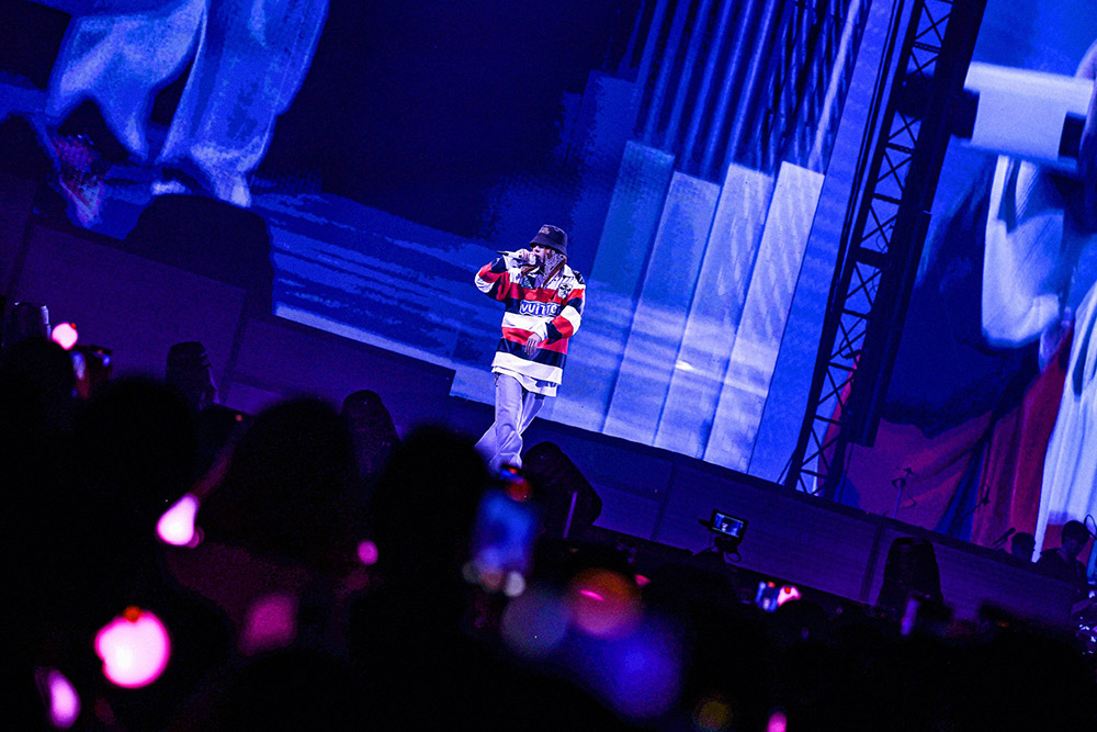 j-hope 'HOPE ON THE STAGE': LIVE VIEWING (2025)